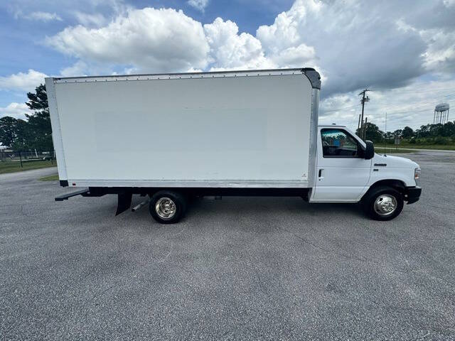 ford e-series cutaway 2019 1FDWE3F60KDC03969 image ford e-series cutaway 2019 1FDWE3F60KDC03969 image